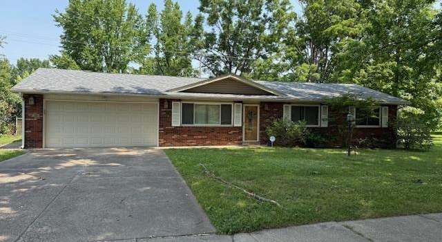 Photo of 1700 W Taylor Dr, Carbondale, IL 62901