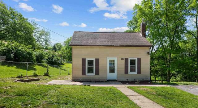 Photo of 411 Cherry St, Port Byron, IL 61275
