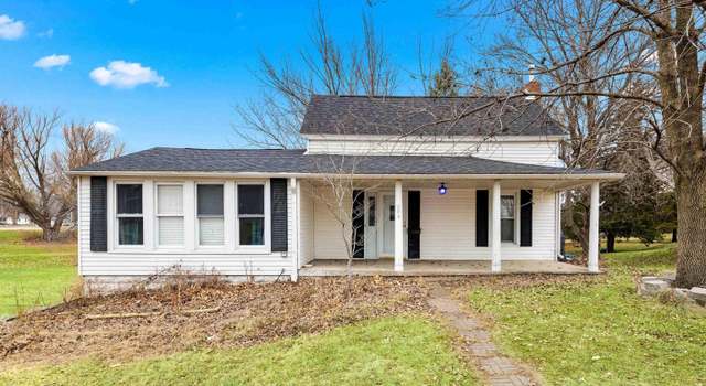 Photo of 206 W Smith St, Wyoming, IL 61491