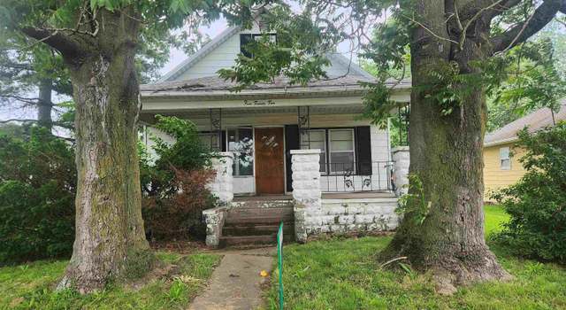 Photo of 522 S Washington St, Duquoin, IL 62832