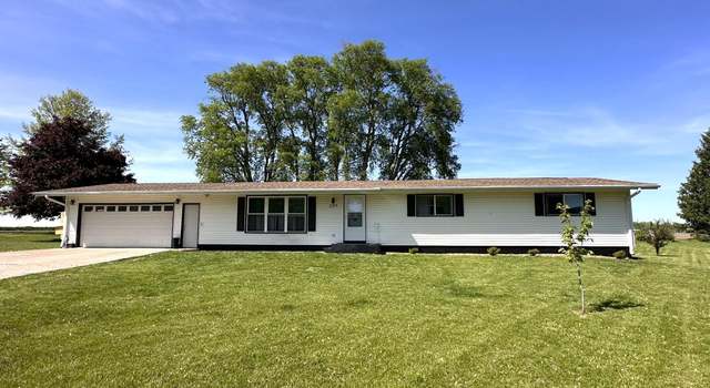 Photo of 209 Brookview Dr, Abingdon, IL 61410