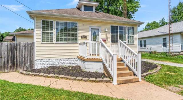 Photo of 129 S Ring St, Virden, IL 62690