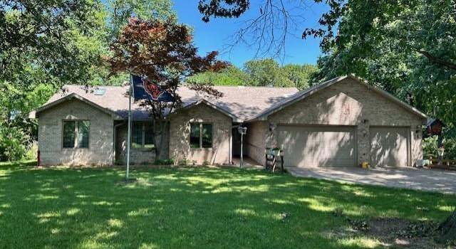 Photo of 403 Timbercreek Dr, Jacksonville, IL 62650