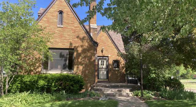 Photo of 2556 30th St, Moline, IL 61265
