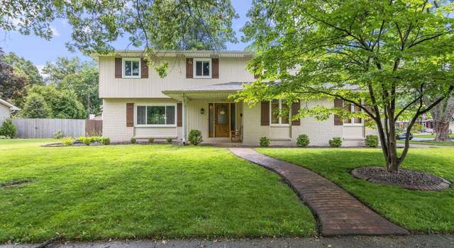Photo of 160 Cypress Point Dr, Springfield, IL 62704