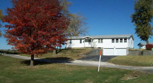 Photo of 925 East St, Manchester, IL 62663