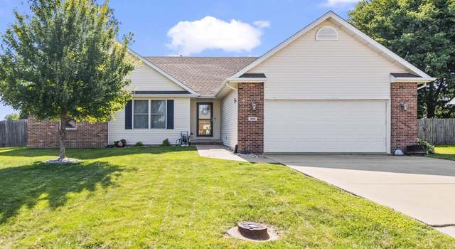 Photo of 905 Timber Edge Dr, Sherman, IL 62684