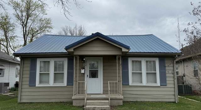 Photo of 807 E 5th St, Metropolis, IL 62960