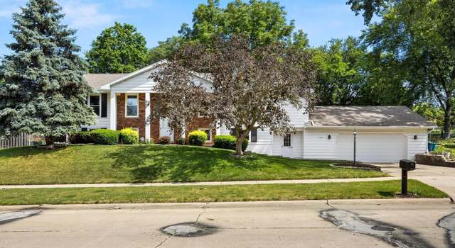 Photo of 1121 W Austin Dr, Peoria, IL 61614