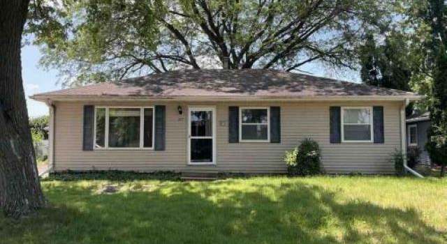 Photo of 217 Southview Dr, Rochelle, IL 61068