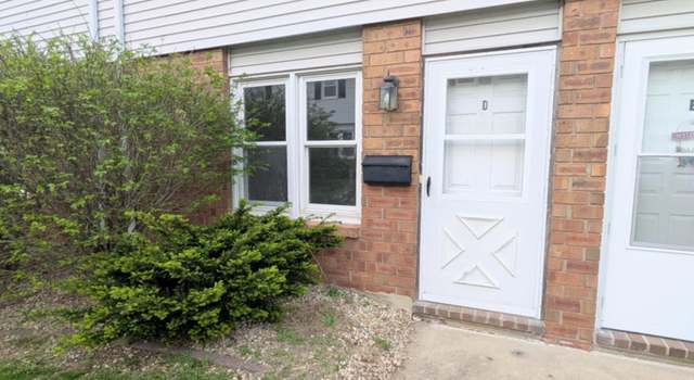 Photo of 1914 Canterbury Dr Unit D, Washington, IL 61571
