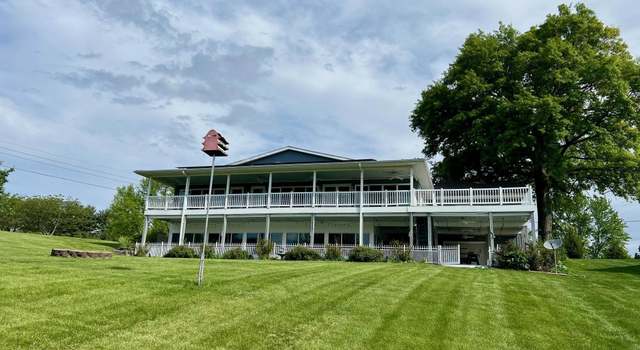 Photo of 121 North Shore Dr, Petersburg, IL 62675