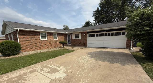 Photo of 316 Gettysburg Dr, Canton, IL 61520