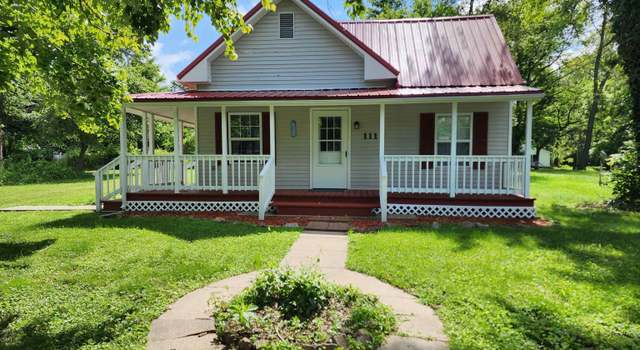 Photo of 111 Bevard St, Cambria, IL 62918