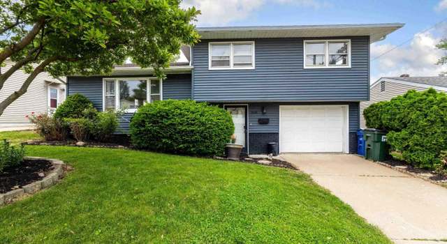 Photo of 2628 N Gayman Ave, Davenport, IA 52804