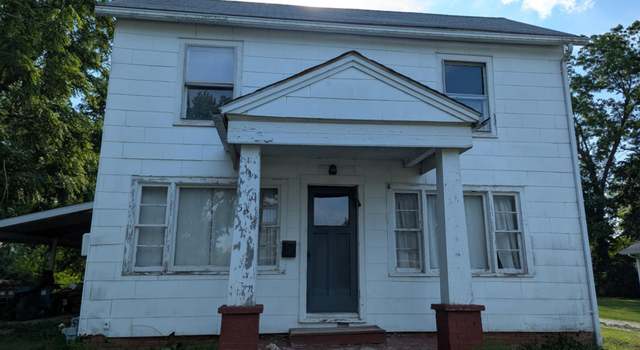 Photo of 525 N Memorial St, Pittsfield, IL 62363