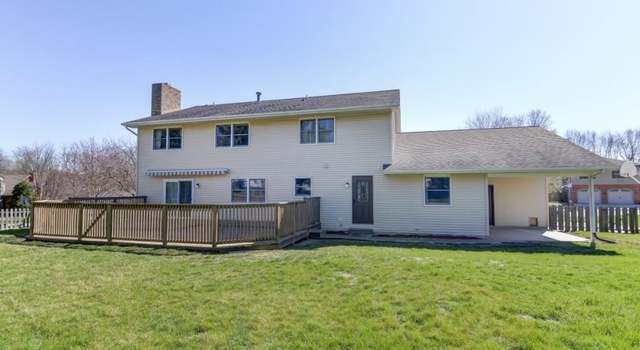 Photo of 61 Green Trail Dr, Chatham, IL 62629