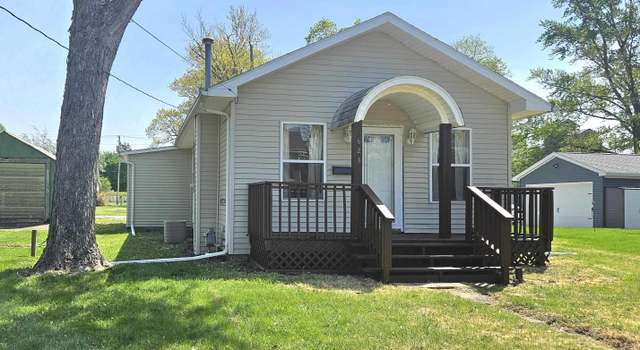Photo of 823 N Broadway St, Lewistown, IL 61542