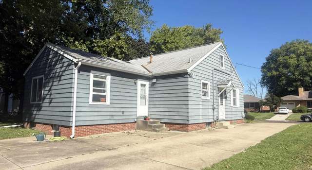 Photo of 908 E Melbourne Ave, Peoria, IL 61603