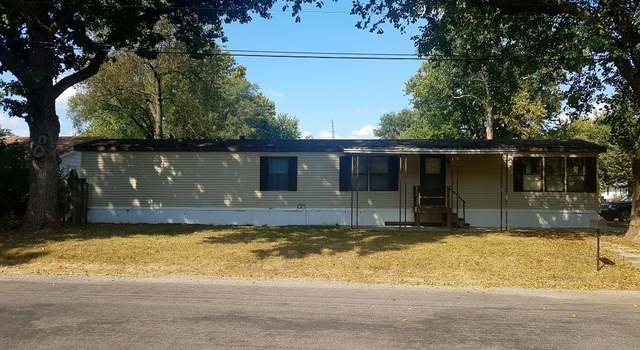 Photo of 3235 E Division St, Springfield, IL 62702