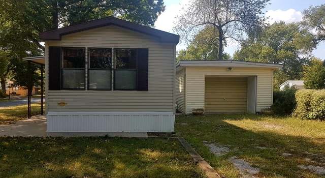 Photo of 3235 E Division St, Springfield, IL 62702