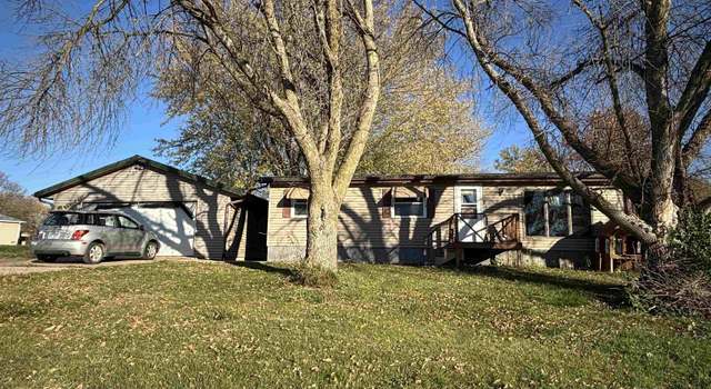 Photo of 300 W Bobbi Ln, Vermont, IL 61484