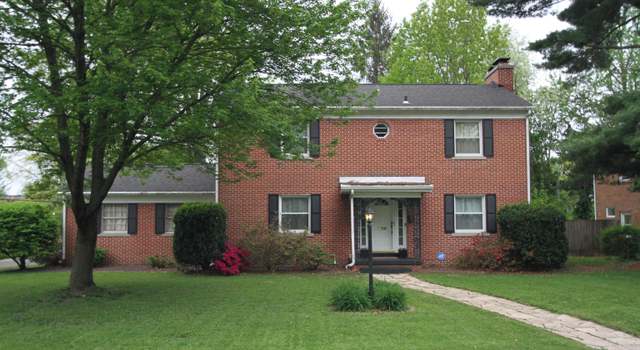 Photo of 2042 Greenbriar Rd, Springfield, IL 62704