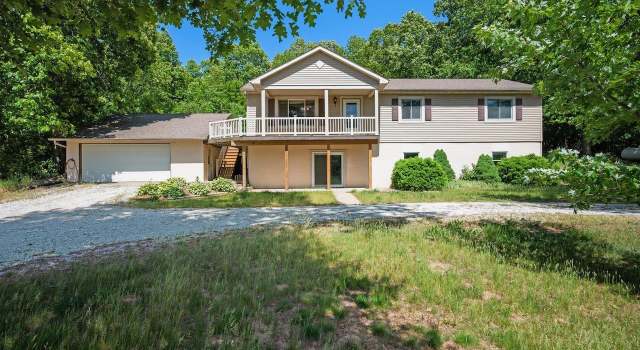 Photo of 25633 N County Road 2500 E, Manito, IL 61546