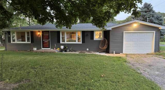 Photo of 1516 Hickory Point Rd, Metamora, IL 61548