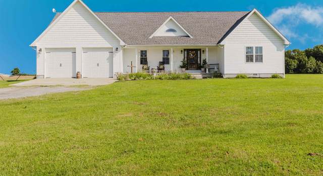 Photo of 16459 Becker Rd, Johnston City, IL 62951