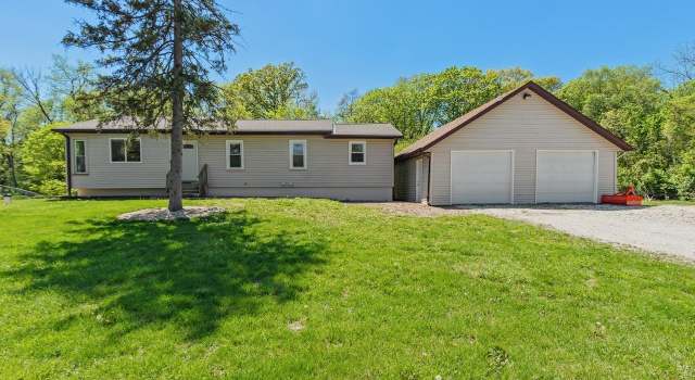 Photo of 1299 N Woodland Ln, Metamora, IL 61548