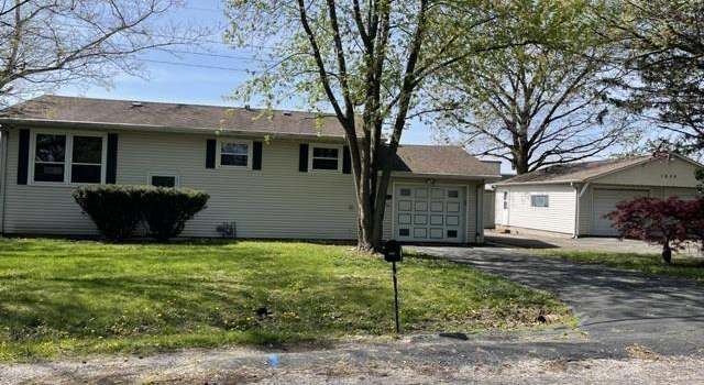 Photo of 1639 Cooper Dr, Decatur, IL 62526