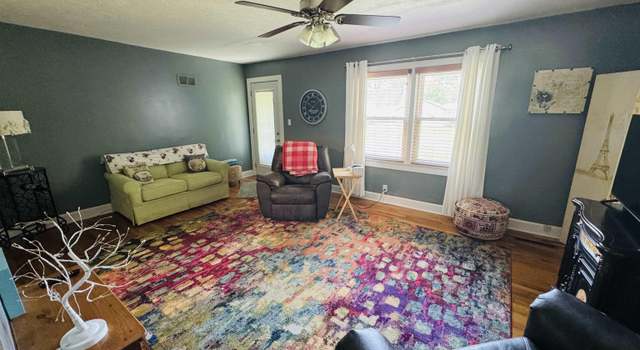 Photo of 234 Fair Ave, Flora, IL 62839