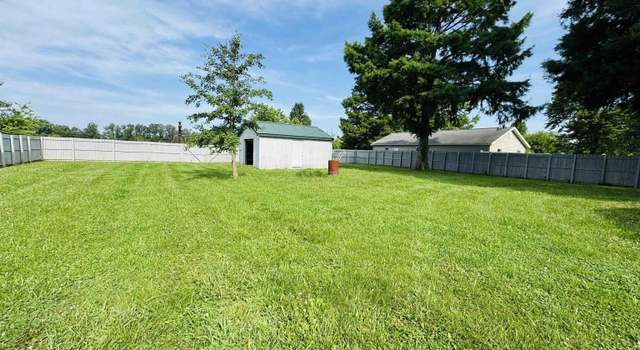 Photo of 3323 Selmaville Rd, Salem, IL 62807