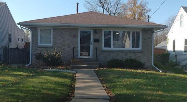 Photo of 1847 32nd St, Moline, IL 61265