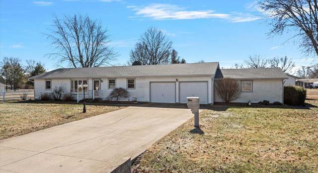 Photo of 1124 Wayside Dr, Glenarm, IL 62536