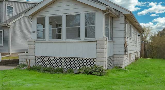 Photo of 720 E Gift Ave, Peoria, IL 61603