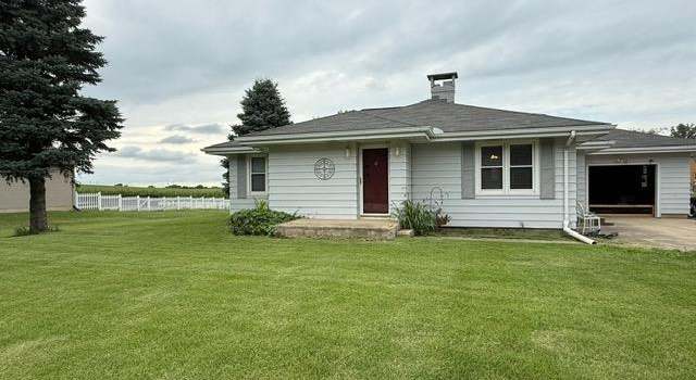 Photo of 200 W 3rd Ave, Deer Creek, IL 61733