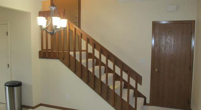 Photo of 3934 Partridge Cir Unit D, Bettendorf, IA 52722