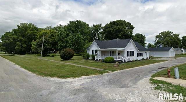 Photo of 102 W Grand St, Modesto, IL 62667