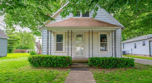 Photo of 1507 4th St, Lincoln, IL 62656