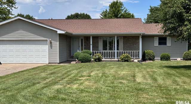 Photo of 3411 E Sunset Dr, Taylorville, IL 62568
