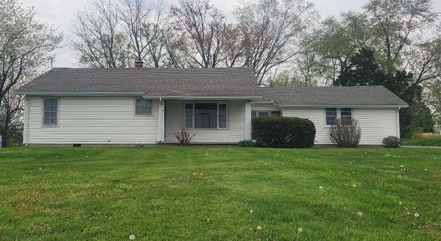 Photo of 702 W Randolph St, Mcleansboro, IL 62859
