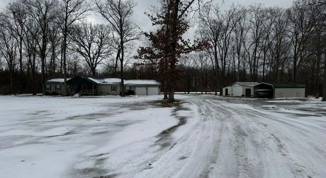 Photo of 22243 N Douthit Ln, Dix, IL 62830