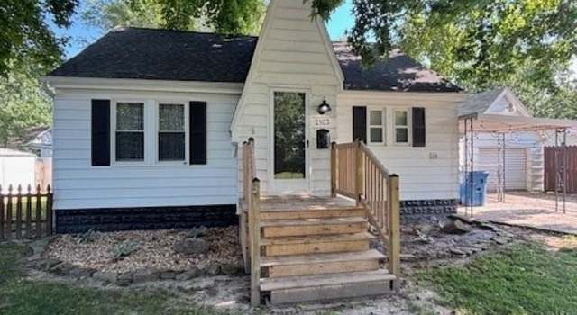 Photo of 2103 Forest St, Mt Vernon, IL 62864