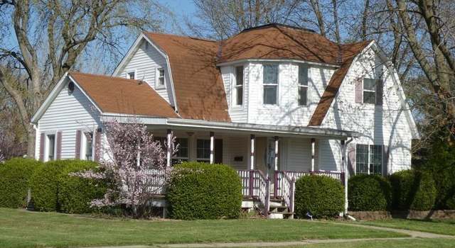 Photo of 422 N Logan St, Mason City, IL 62664