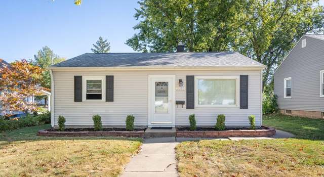 Photo of 2005 35th St, Rock Island, IL 61201