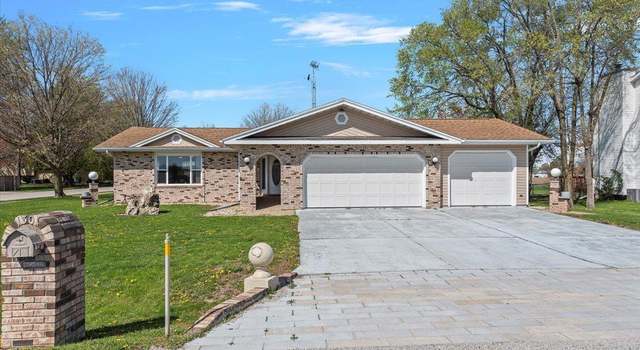 Photo of 1301 4th St, Pawnee, IL 62558