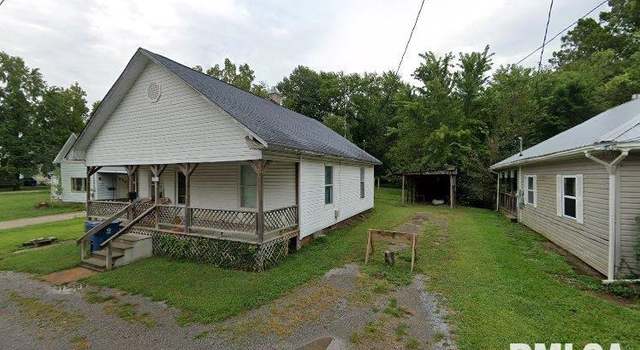 Photo of 211 Washington Ave, Johnston City, IL 62951