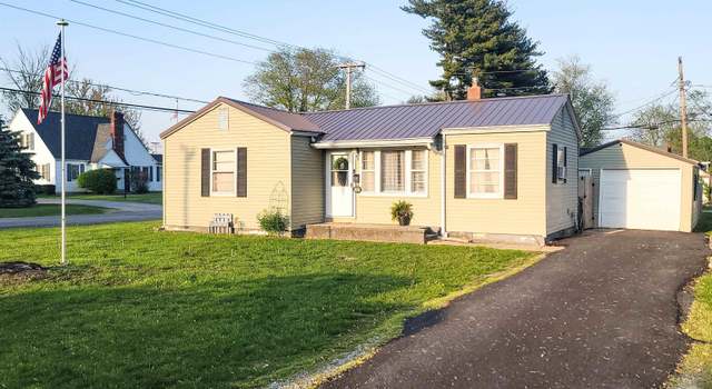Photo of 1122 Rider St, Flora, IL 62839